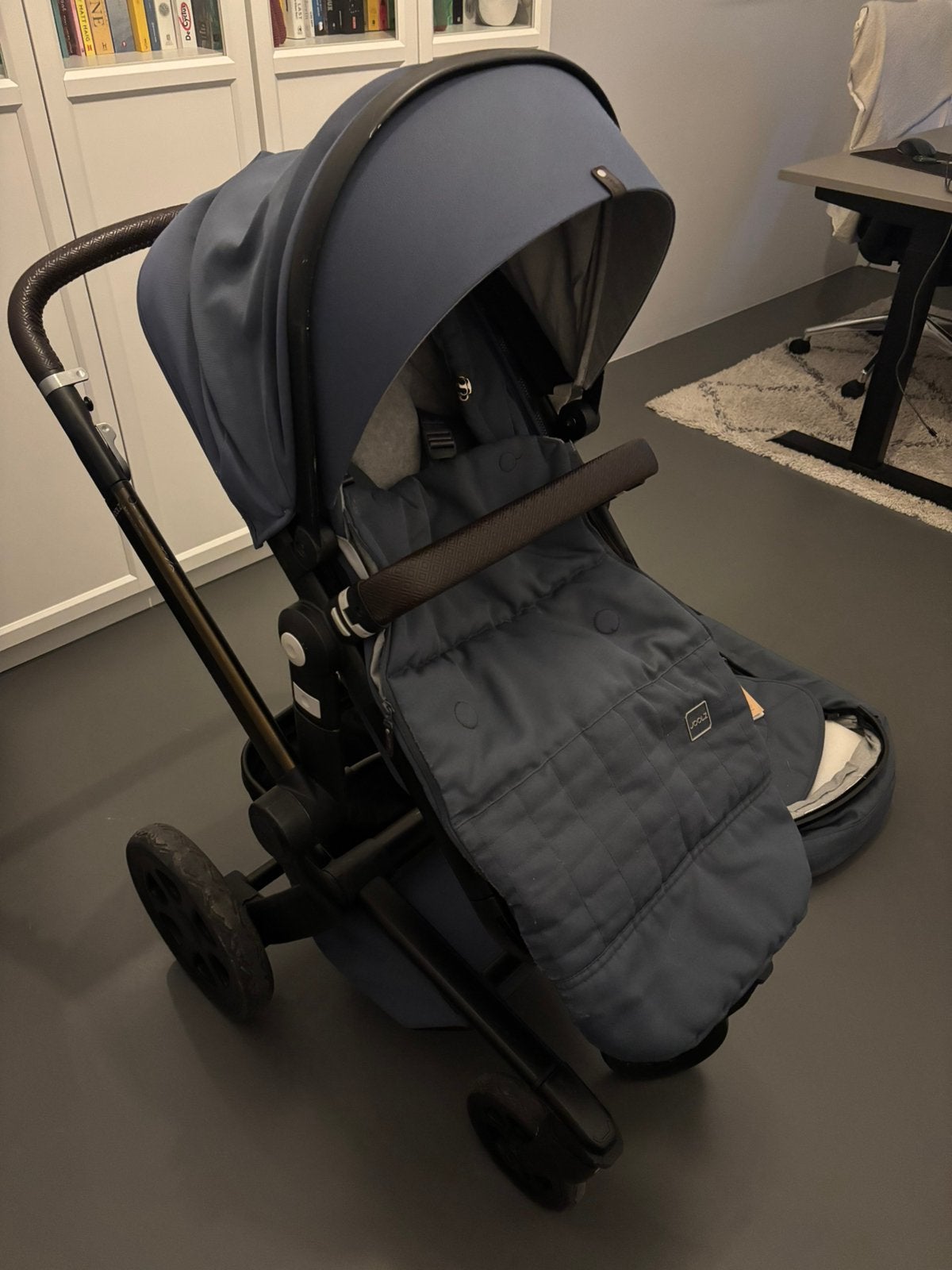 Joolz day 3 combiwagen met reiswieg en voetenzak, Kinderen en Baby's, Kinderwagens en Combinaties, Gebruikt, Verstelbare duwstang