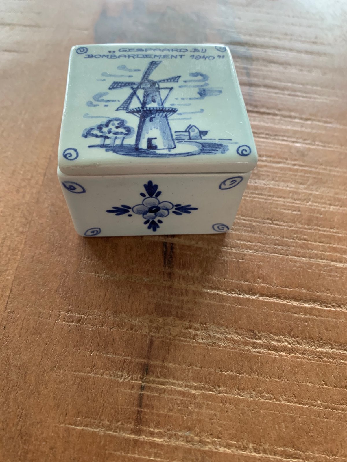 Delfts blauw handgeschilderd doosje molen De Hoop Rotterdam, Antiek en Kunst, Ophalen of Verzenden