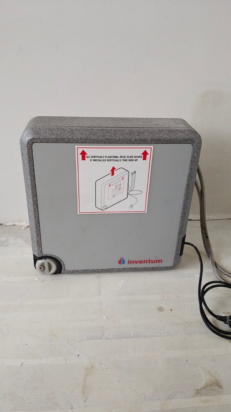 Inventum Modesto Close-in Boiler - 10 Liter, Zo goed als nieuw, Minder dan 20 liter, 3 t/m 5 jaar oud, Boiler