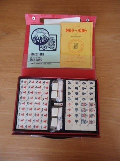 Mahjong, Hobby en Vrije tijd, Gezelschapsspellen | Bordspellen, Een of twee spelers, Ophalen of Verzenden, Zo goed als nieuw