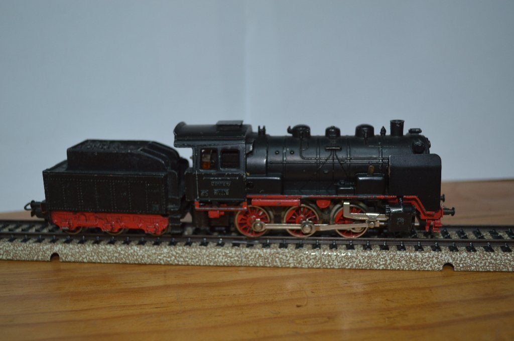 Märklin RM800 : zeer mooie staat, Wisselstroom, Gebruikt, Locomotief, Ophalen of Verzenden