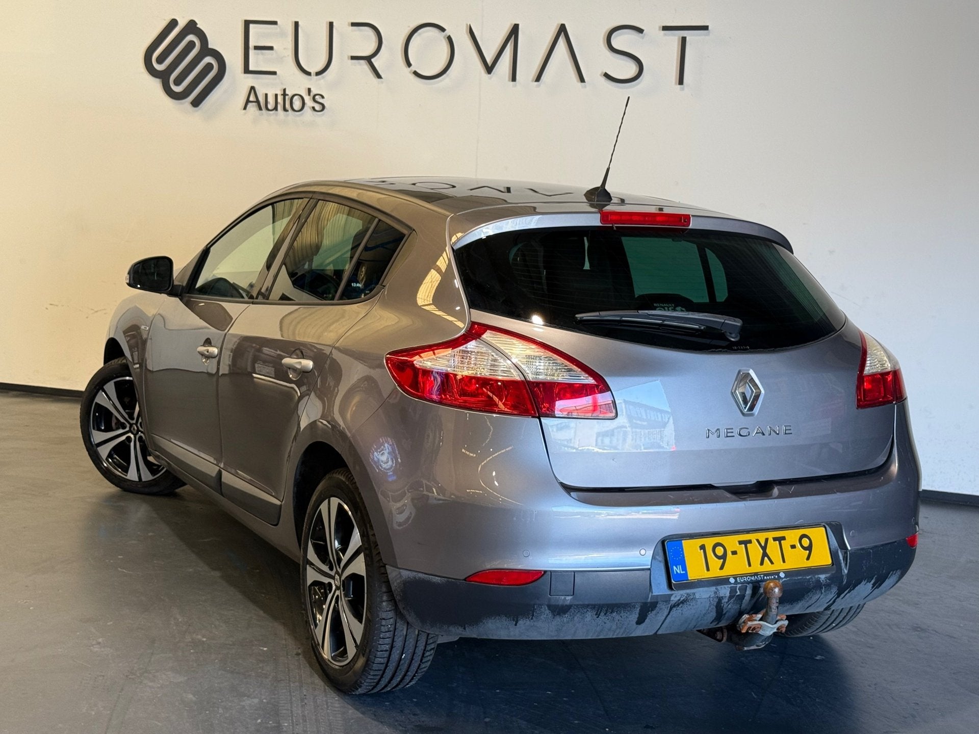 Renault Mégane 2.0 Bose Automaat Navi Airco LMV Schuifdak N, Euro 5, Stof, Gebruikt, 4 cilinders