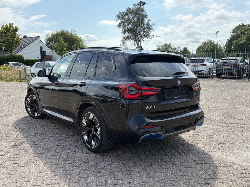 BMW iX3 High Executive 80 kWh | M Sport | Panoramadak | Trek, Auto's, BMW, Automaat, Achterwielaandrijving, Gebruikt, 80 kWh