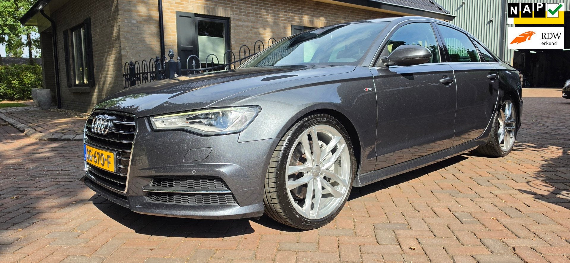 Audi A6 Limousine 2.0 TFSI Sport Edition S-line, Auto's, Gebruikt, 4 cilinders, Leder en Stof, Origineel Nederlands