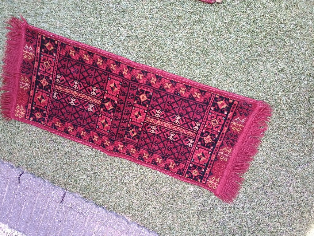 kleedje  rood   80  x 32, Ophalen, 100 tot 150 cm, 50 tot 100 cm, Zo goed als nieuw