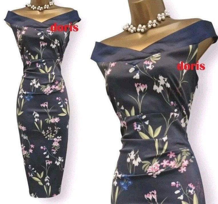 jurk Karen Millen maat 16/44 oksel tot oksel 51 cm, Maat 42/44 (L), Ophalen of Verzenden, Zo goed als nieuw, Boven de knie
