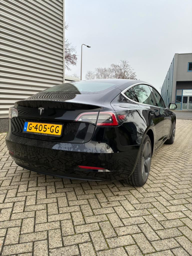 Tesla Model 3 2019 Zwart, Auto's, Automaat, Achterwielaandrijving, Zwart, 320 pk