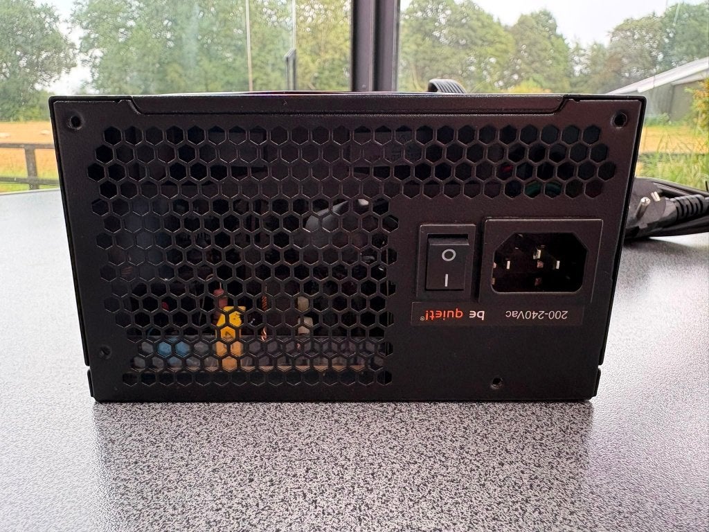 Bequiet! System Power 10 450W PSU, Computers en Software, Interne voedingen, Ophalen of Verzenden, Zo goed als nieuw