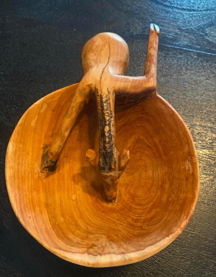 Houten schaaltje met giraf - Uniek handgesneden decoratie, Huis en Inrichting, Ophalen, Rond, Hout
