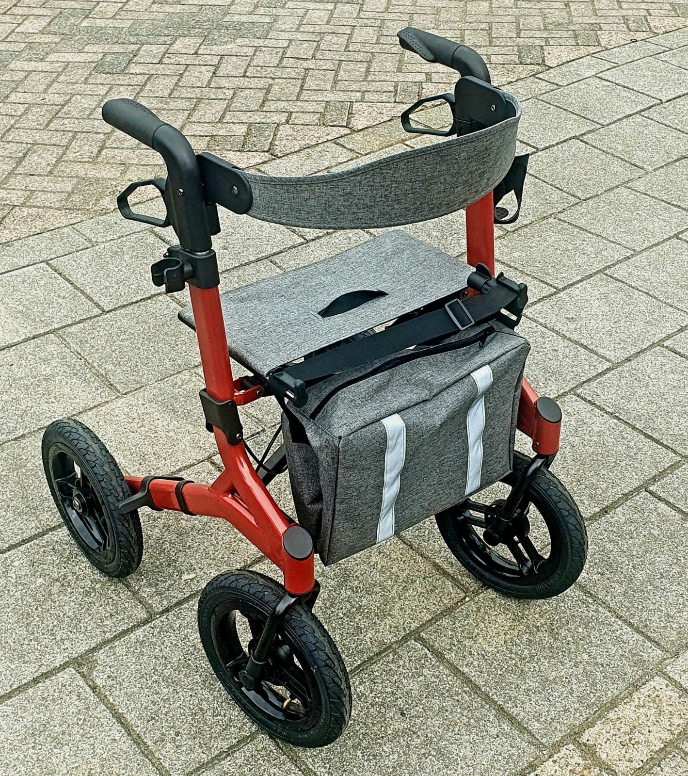 Lichtgewicht rollator outdoor NIEUW, Diversen, Lichtgewicht, Rollator outdoor, Nieuw, Ophalen of Verzenden