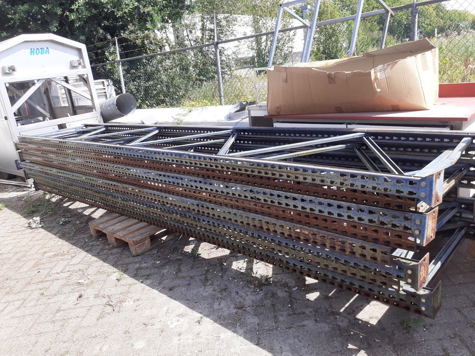 Pallet stelling, Ophalen