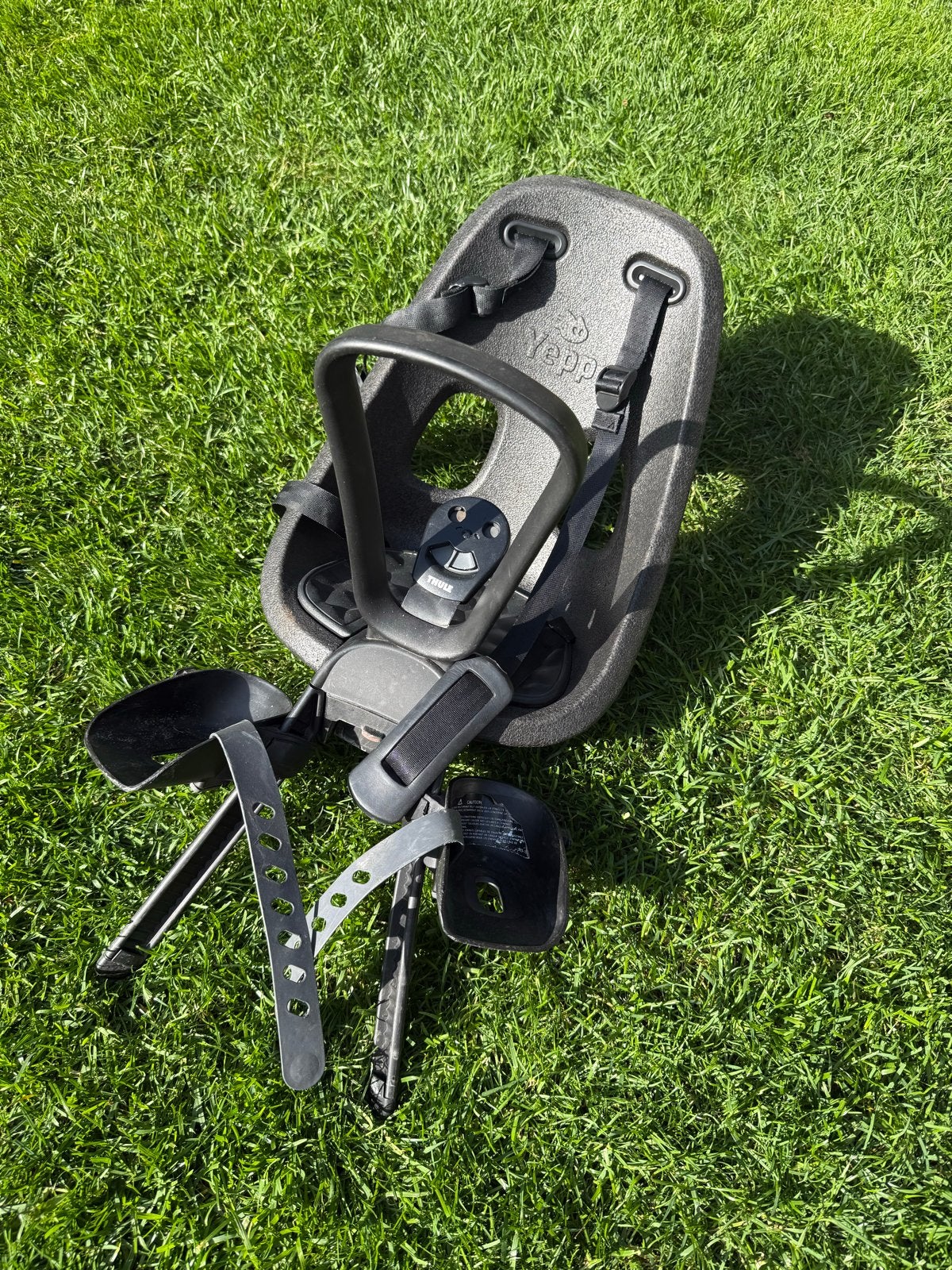 Thule Yepp Mini nexxt fietszitje voor. Kleur zwart, Ophalen, Voorzitje, 0 t/m 13 kg, Gebruikt