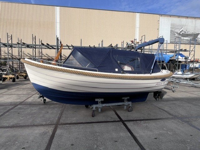 CRESCENT ALLURE 19 (2004) & YAMAHA FT8 PK HIGH TRUST MOTOR, 8 pk, Tender, Gebruikt, Nauta Maritiem
