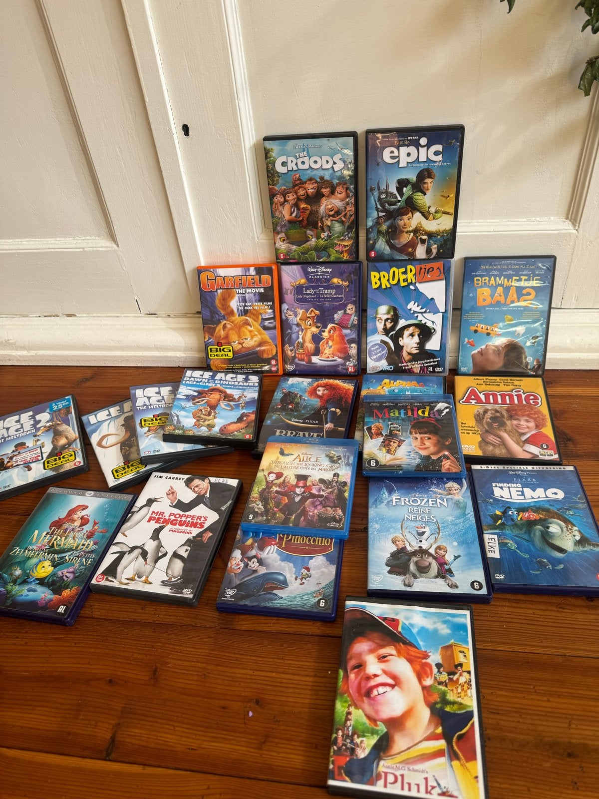 Meer dan 20 kinderfilms op DVD en blue ray- Diverse titels, Gebruikt, Animatie, Alle leeftijden, Nederlands