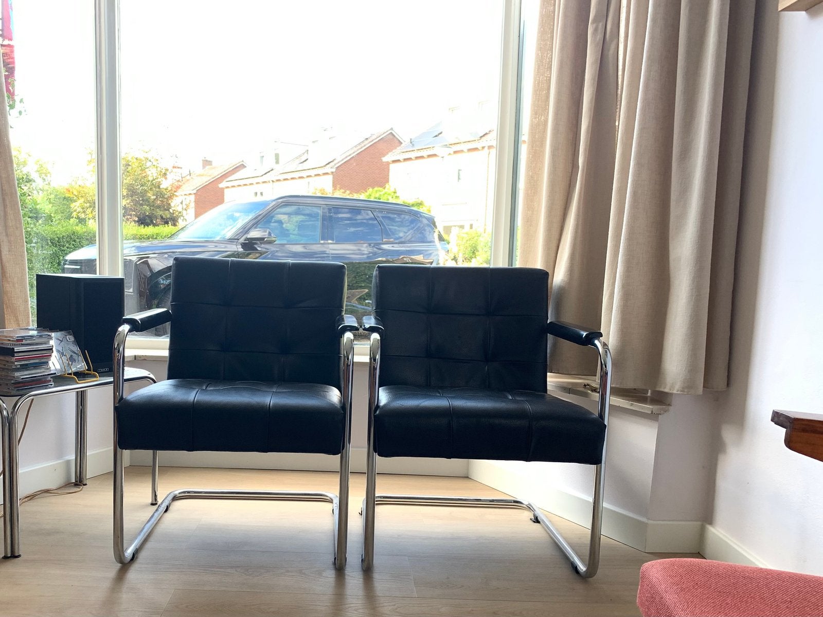 Set van 2 zwart lederen fauteuils | Retro design | bieden, Huis en Inrichting, Ophalen, Zo goed als nieuw, 75 tot 100 cm, 50 tot 75 cm