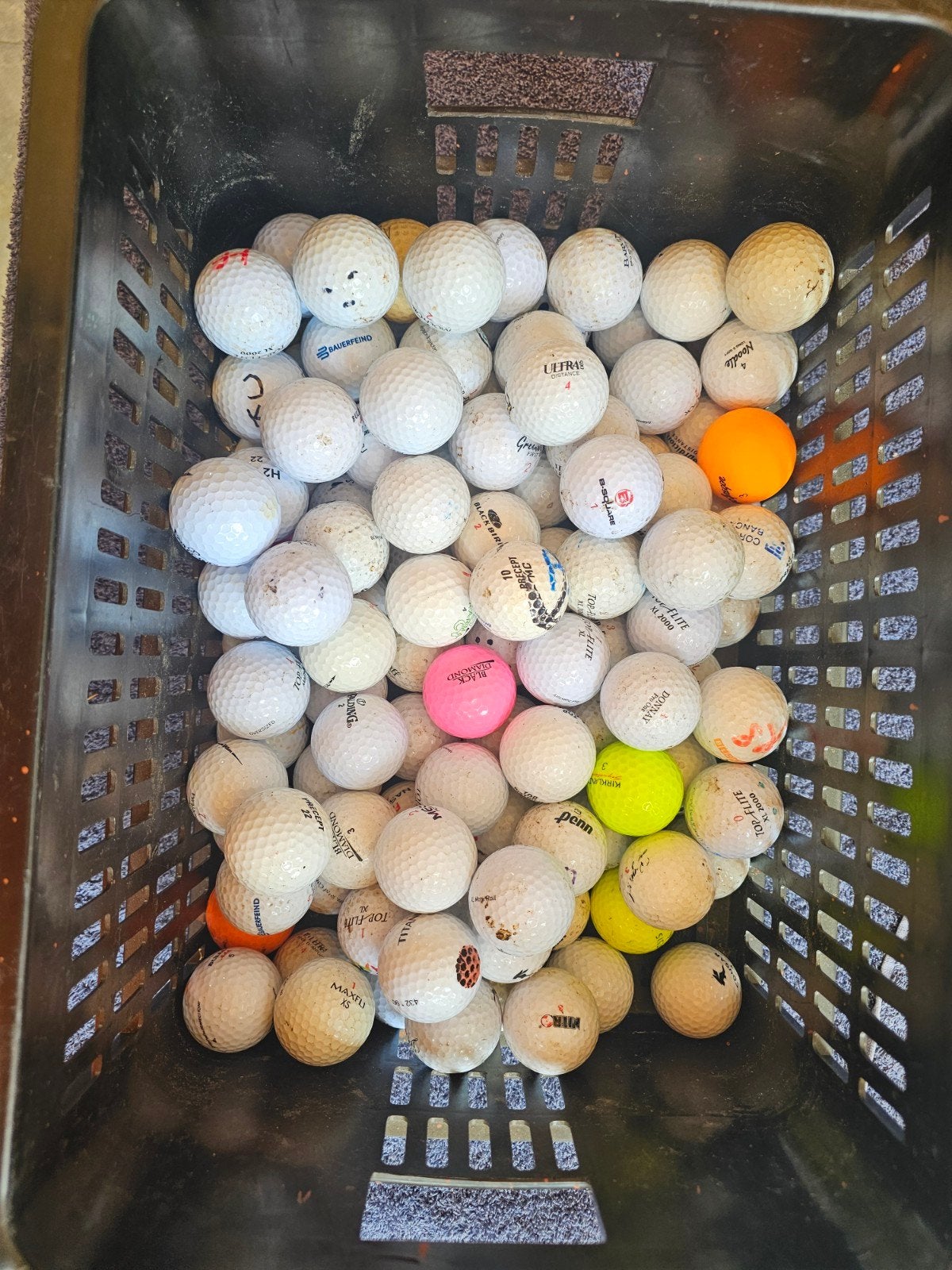 Mix Golfballen 120 x, Ophalen of Verzenden, Gebruikt, Bal(len)