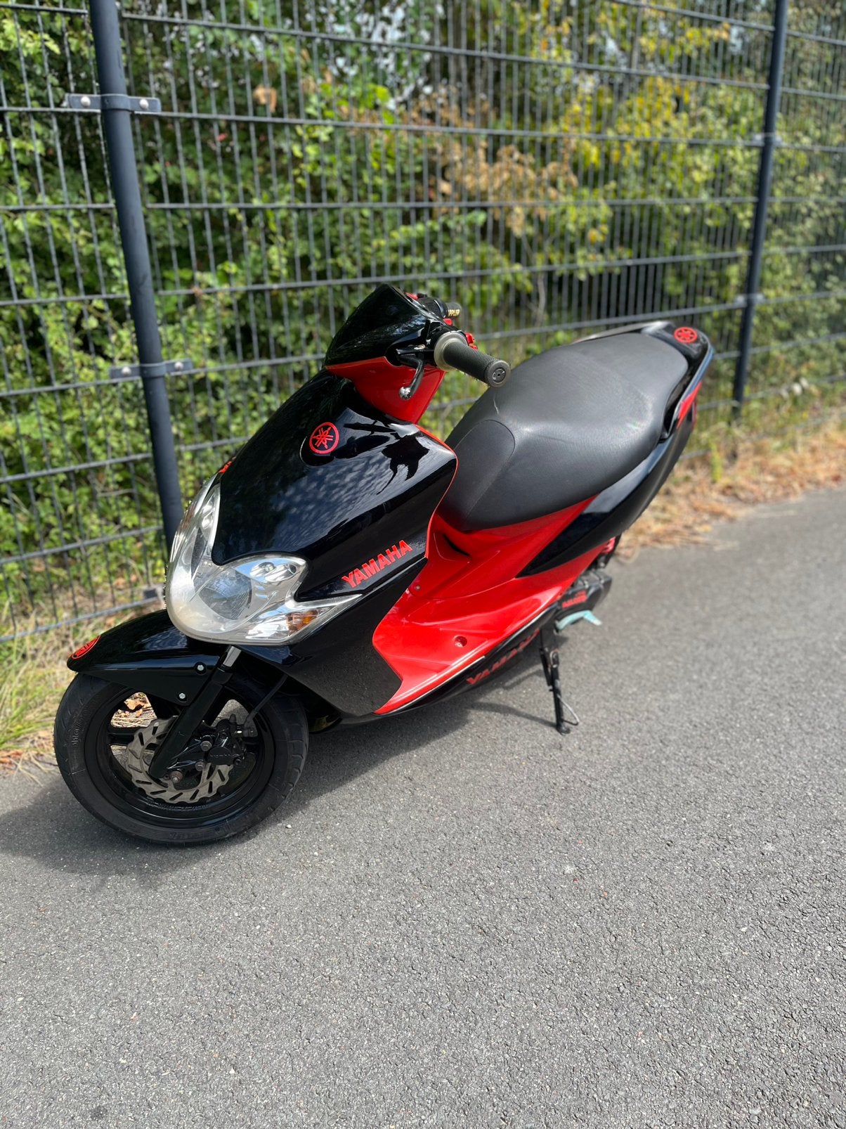 Yamaha jog rr, Fietsen en Brommers, Scooters | Yamaha, Ophalen, JogR of RR, Tweetakt, Zo goed als nieuw