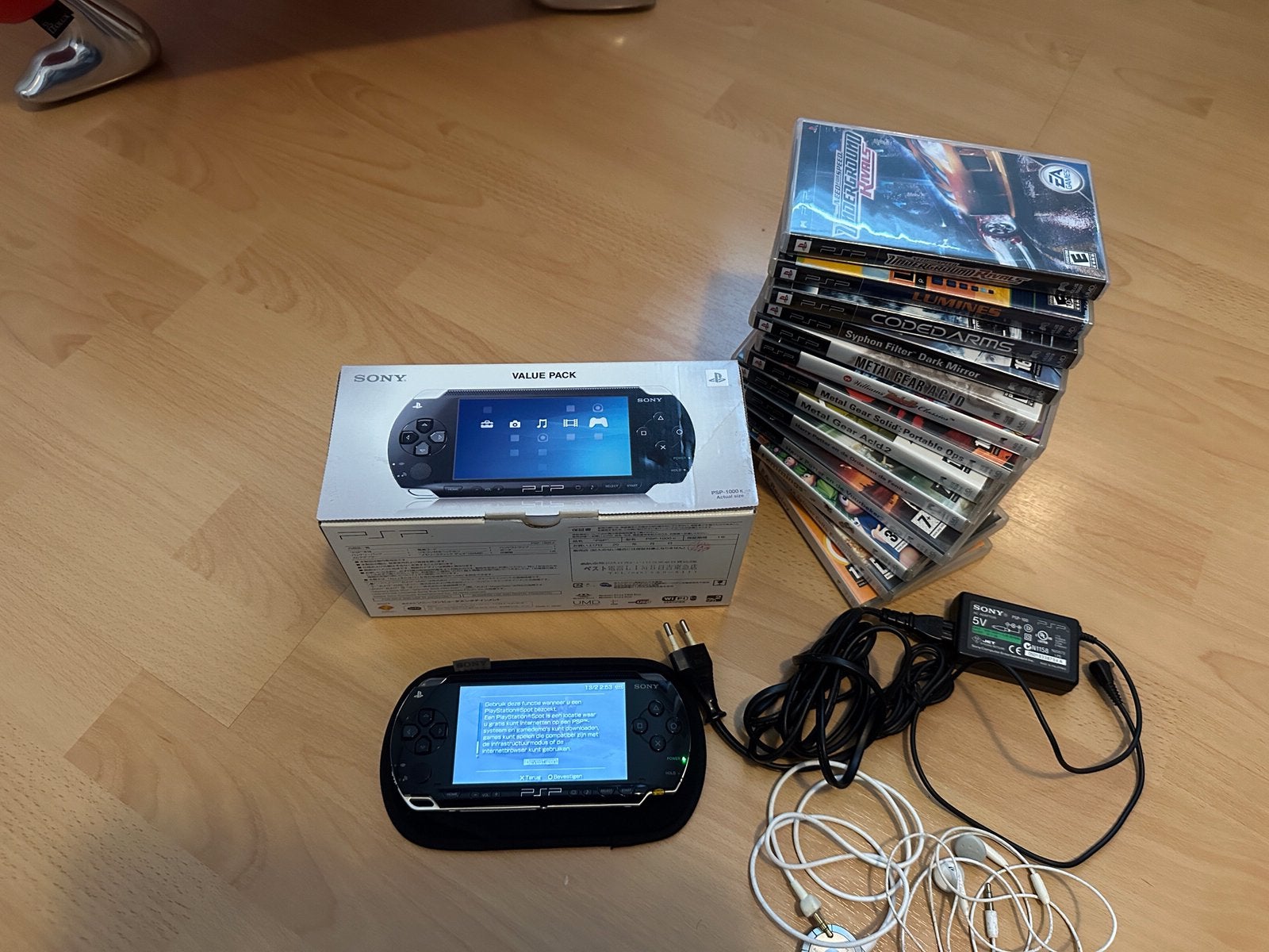 Sony PSP-1000K Value Pack in doos met 13 games NIEUWSTAAT, Ophalen of Verzenden, Zo goed als nieuw