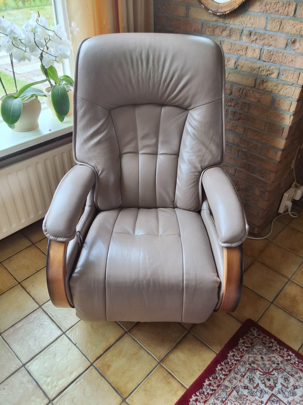 Himolla relax fauteuil draaibaar, Ophalen, Gebruikt, 50 tot 75 cm, Leer