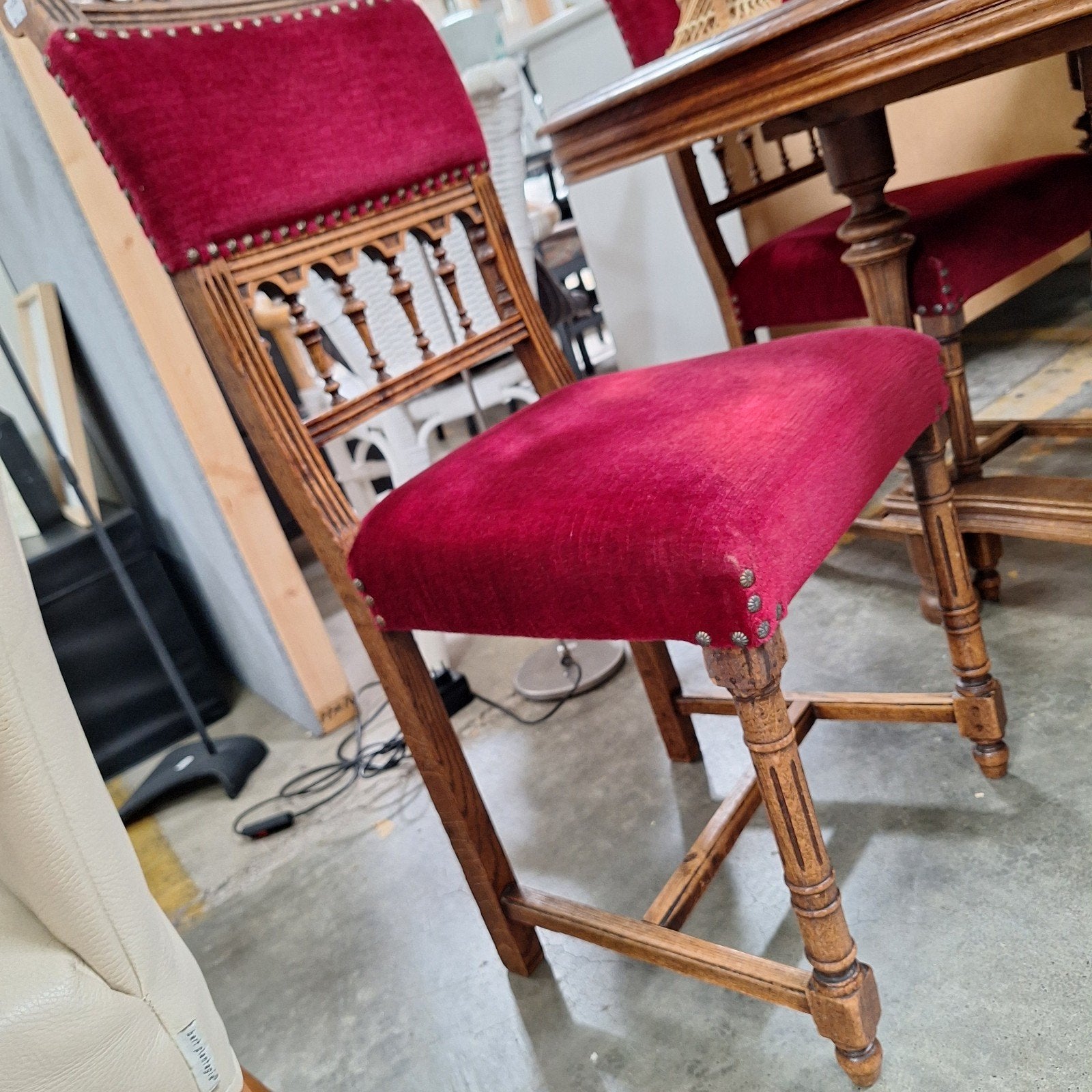 4 stoelen, brocante/antiek WD-08 nr 266, Huis en Inrichting, Barkrukken, Gebruikt, 60 tot 90 cm, 5 krukken of meer, Ophalen of Verzenden