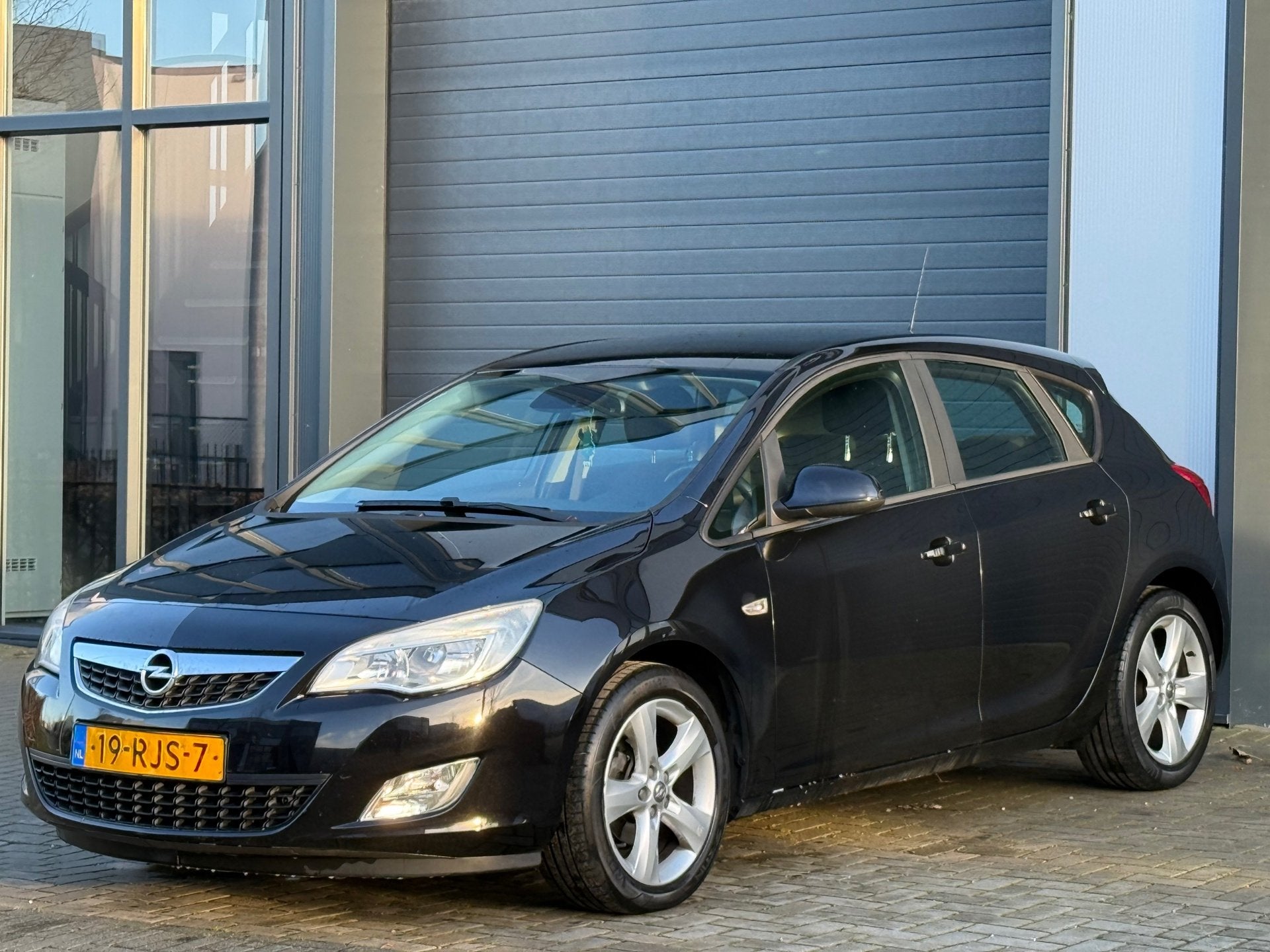 Opel Astra 1.4 Turbo Edition / NAP / AIRCO / CRUISE / APK, Auto's, Voorwielaandrijving, Euro 5, Electronic Stability Program (ESP)