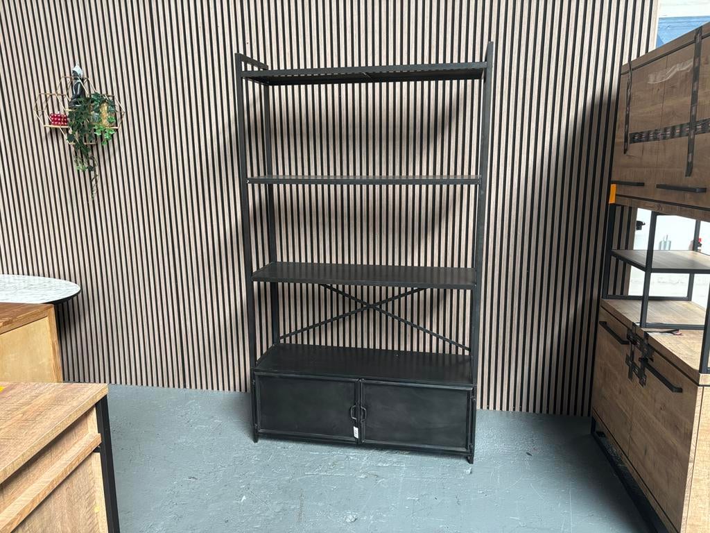 BEZORGEN MOGELIJK zwarte metalen vakkenkast NIEUW