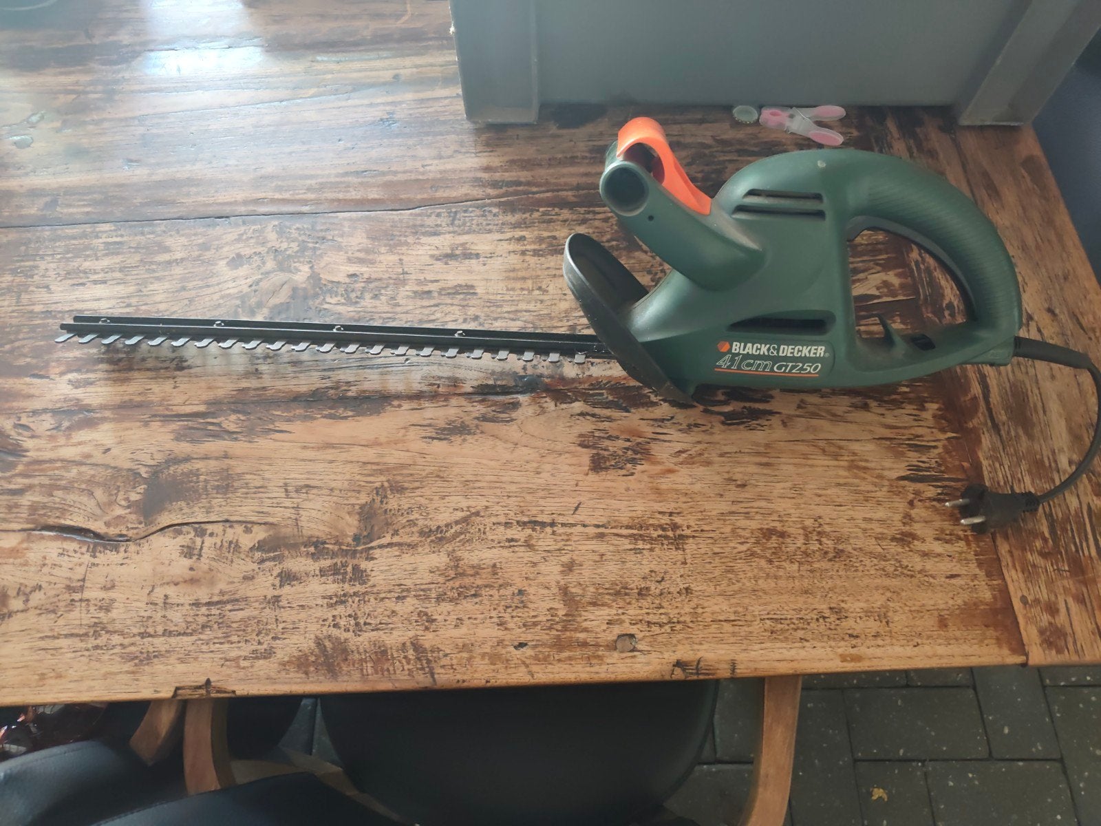 Black & Decker GT250 heggenschaar 41cm, Ophalen, Gebruikt, Elektrisch, Black & Decker