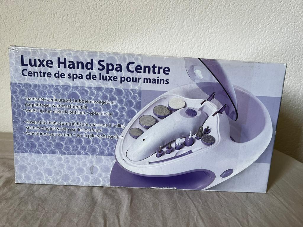 Luxe manicure/pedicure set (nieuw), Ophalen, Nieuw, Hand- en Voetverzorging