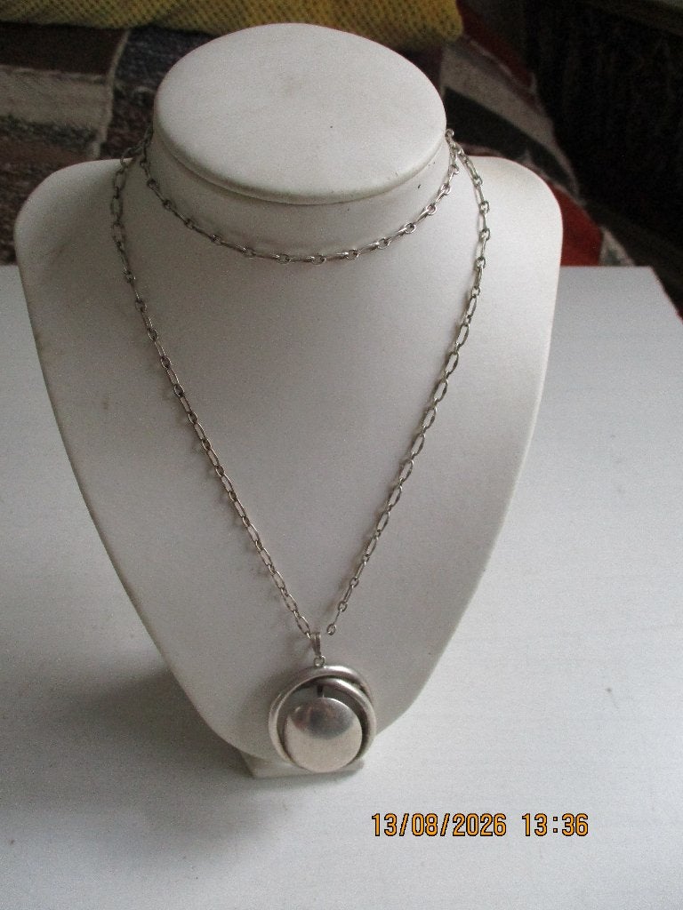 Zilver ketting met hanger 5.5 cm. , ketting 70 cm. lang, Met hanger, Gebruikt, Ophalen of Verzenden, Zilver