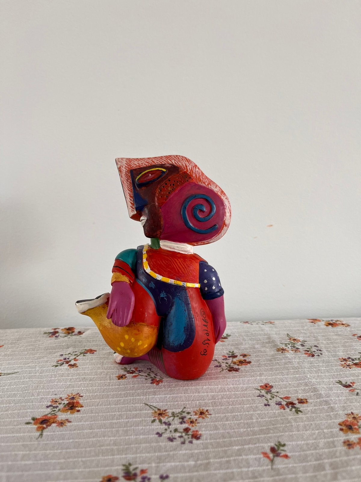 Clemens Briels "Statue of Liberality" uit 2003, Antiek en Kunst, Meerkleurig, Beeld, Ophalen of Verzenden, 13 cm