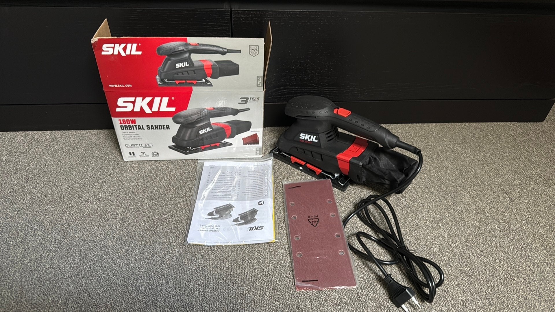 SKIL 160W Vlakschuurmachine - Nieuw in doos, Ophalen of Verzenden, Nieuw, Minder dan 600 watt, Vlakschuurmachine