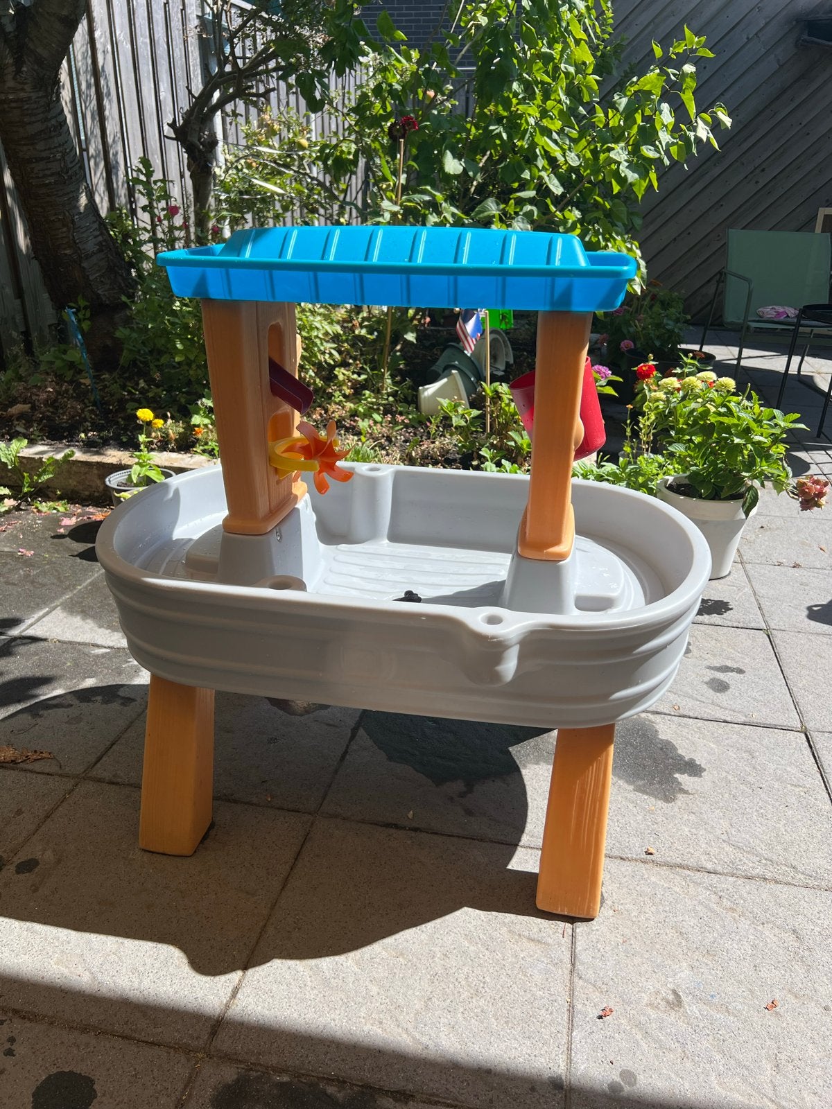 Step2 Rain Showers Splash Tub Watertafel, Ophalen, Gebruikt