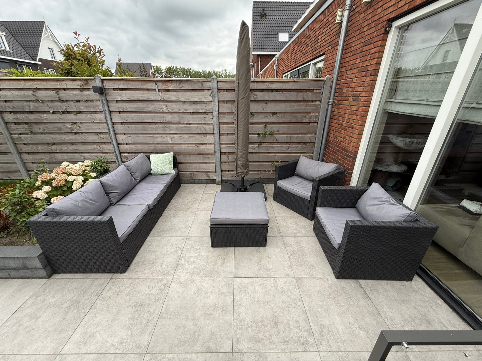 Complete Loungeset met Kussens, Ophalen, 5 zitplaatsen, Loungeset, Wicker