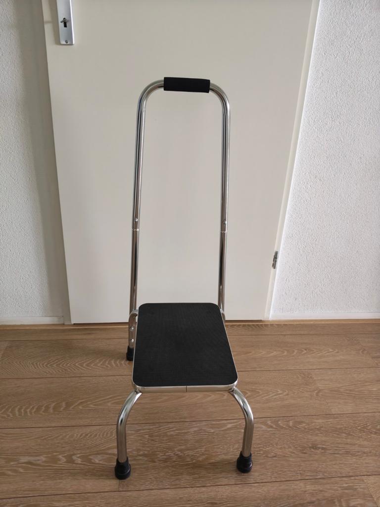 Handige opstapje met beugel - Zo goed als nieuw, Ophalen