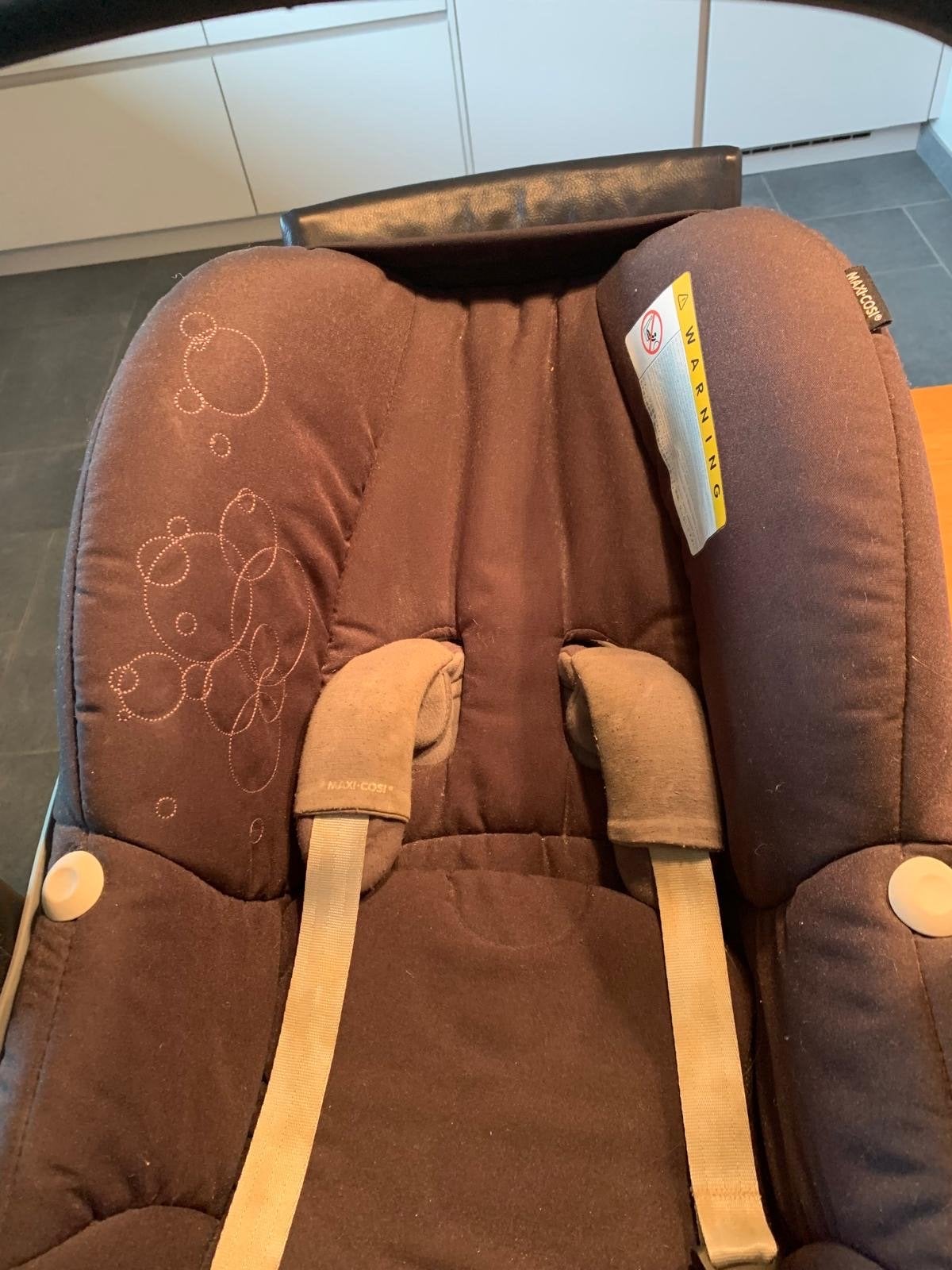 Maxi Cosi Pebble autostoeltje, Ophalen, Autogordel of Isofix, Gebruikt, Zijbescherming
