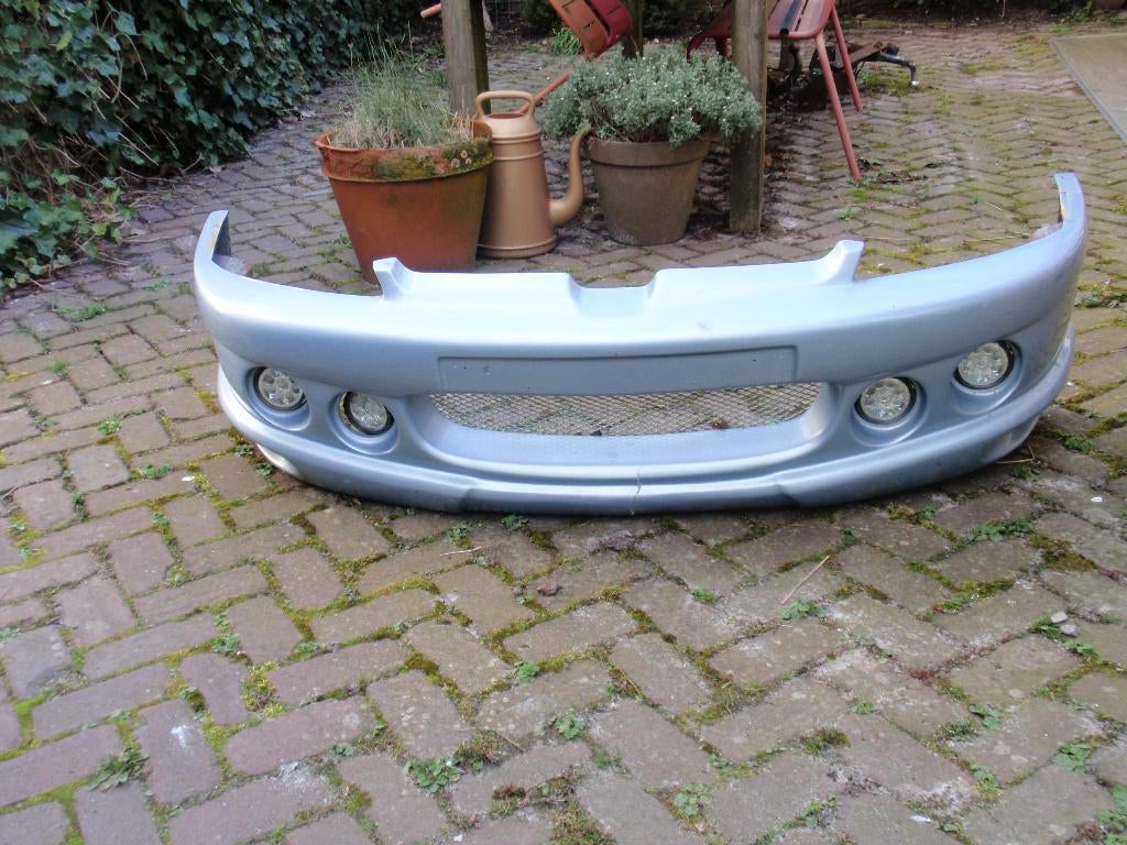 Voorbumper polyester, speciale uitvoering, Peugeot 106., Ophalen