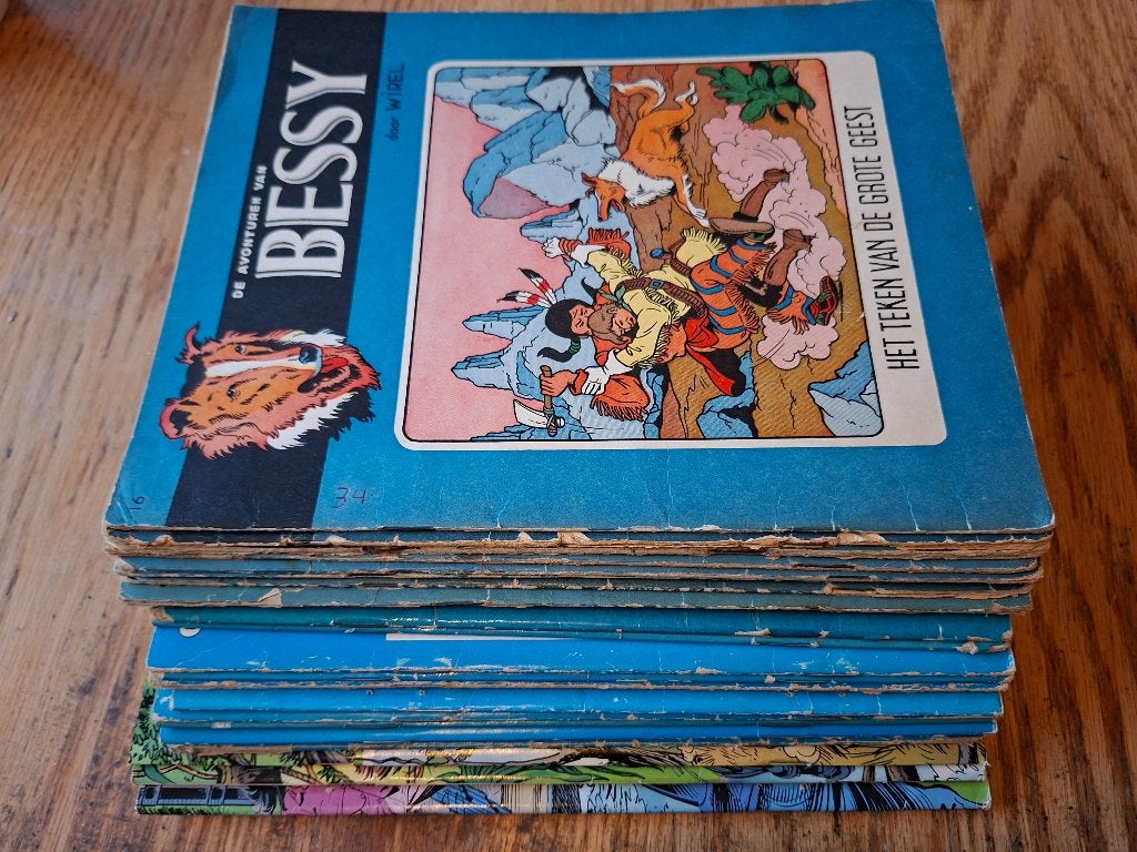 Bessy partij stapel 23x ook los te koop of ruil Vandersteen, Gelezen, Willy Vandersteen, Ophalen of Verzenden, Meerdere stripboeken