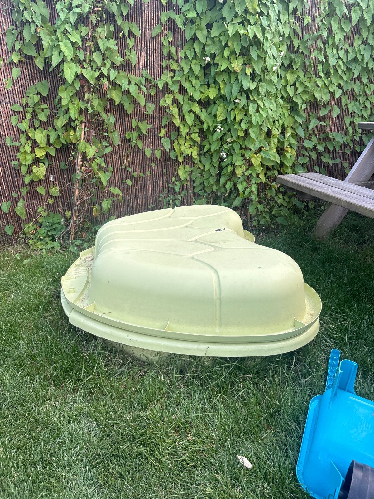 Zandbak in de vorm van een schelp, Kinderen en Baby's, Ophalen, Zo goed als nieuw
