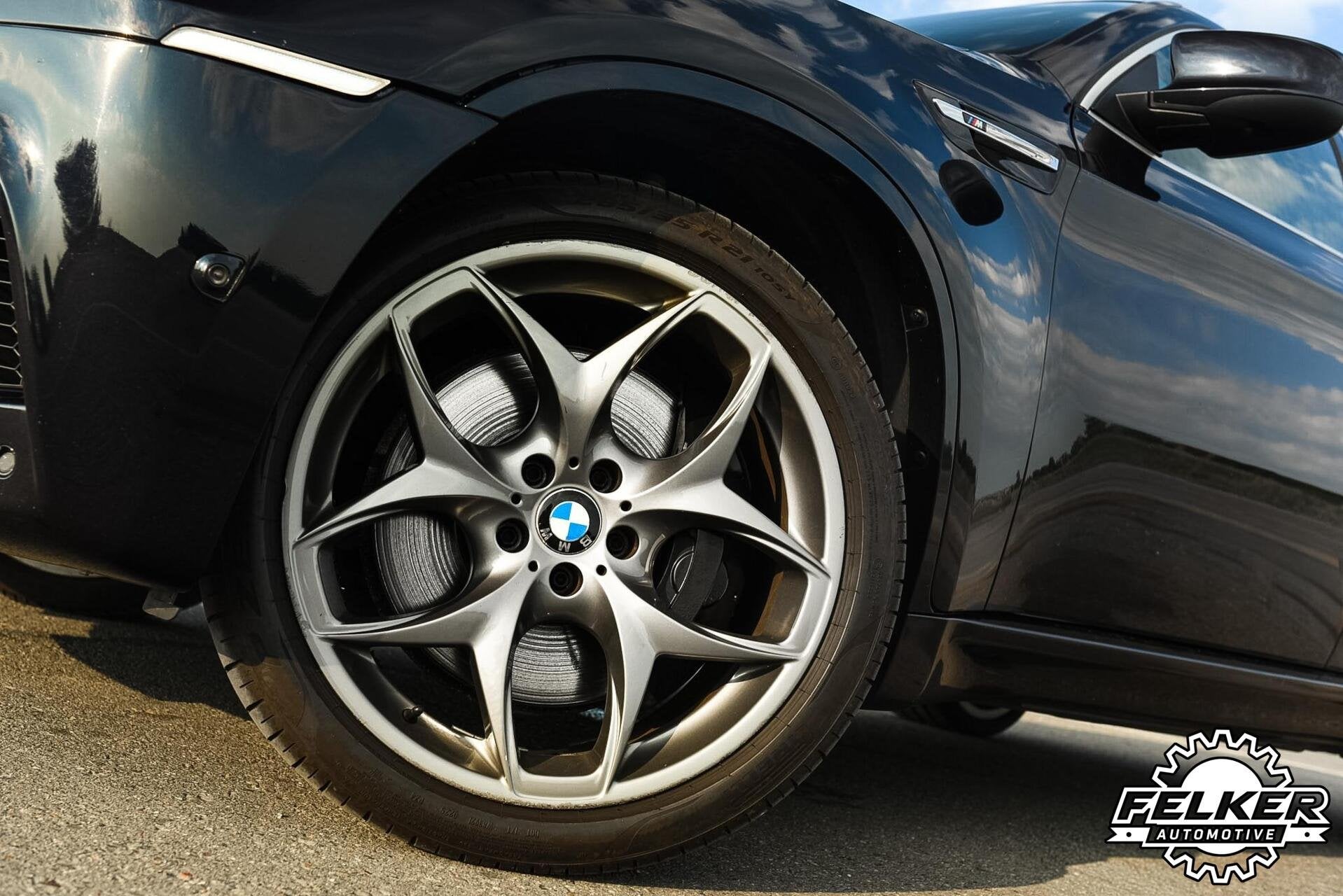 BMW X6 M 4.4 V8 555PK LCI | Pano | Soft-Close | Standkachel, Auto's, Automaat, Euro 5, 2904 kg, Zwart