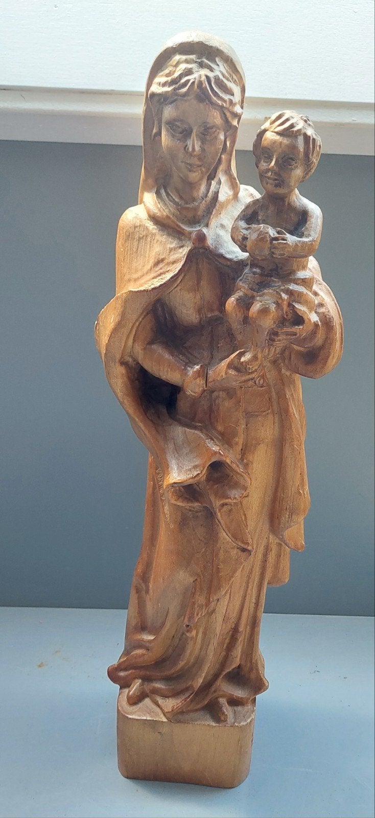 Groot houten Mariabeeld met kindje Jezus, Handgemaakt, Beeld, Hout, Bruin