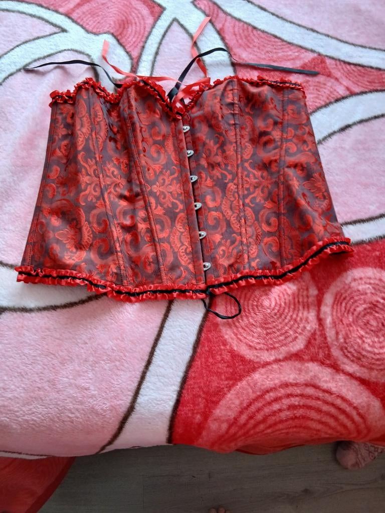 Rood Brokaat Korset met Ruches, Kleding | Dames, Onbekend, Ophalen of Verzenden, Rood, Body of Korset