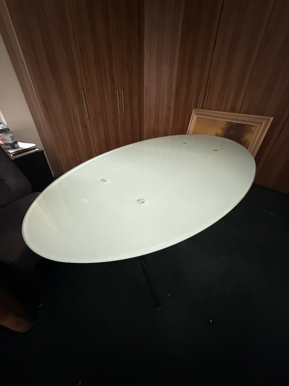 Ovale glazen eet/vergadertafel met lichte krasjes, Huis en Inrichting, Ophalen, Gebruikt, Glas, Vier personen