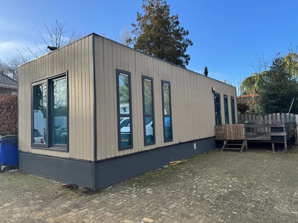 Chalet / mantelzorgwoning 11 x 4 meter + airco, Caravans en Kamperen, Stacaravans, Tot en met 4