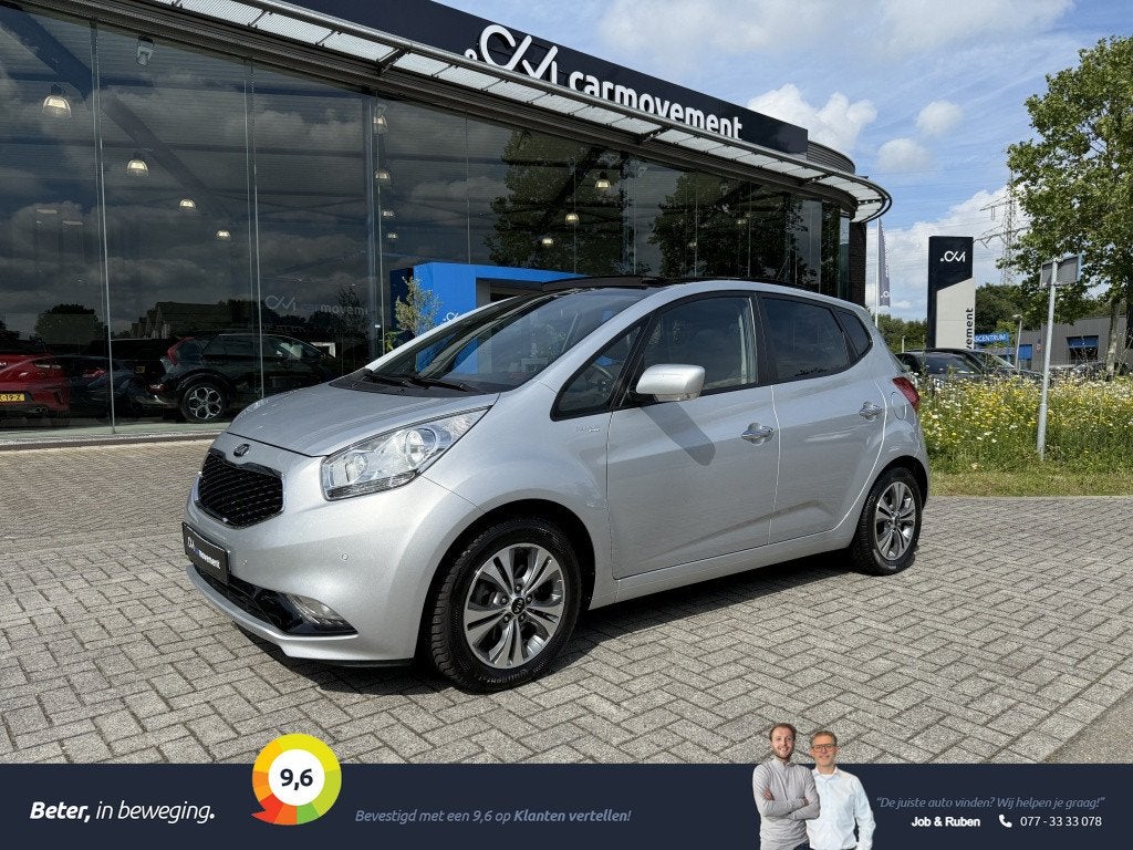 Kia Venga 1.6 CVVT ExecutiveLine AUTOMAAT | 30DKM! | Pano |, Auto's, Automaat, Gebruikt, 4 cilinders, Leder en Stof