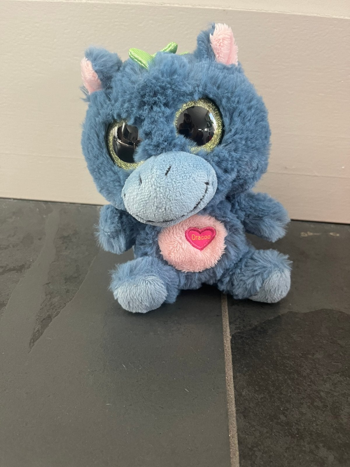 Minimoomi Dracoo, Kinderen en Baby's, Speelgoed | Knuffels en Pluche, Ophalen of Verzenden, Zo goed als nieuw, Overige typen