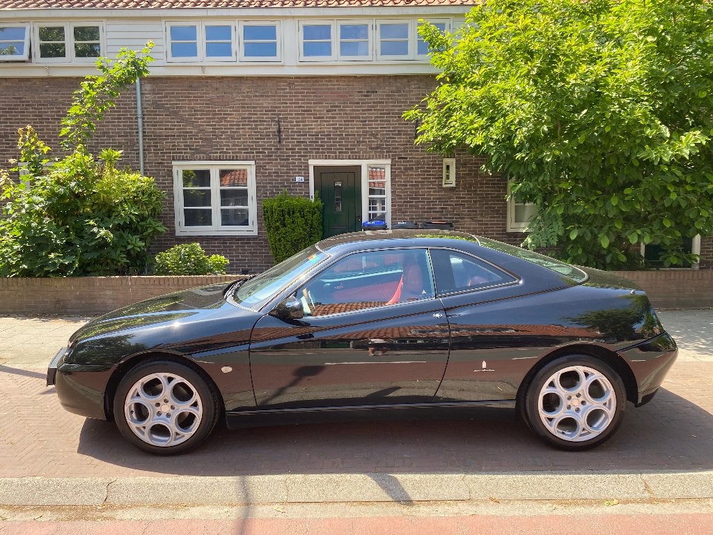 Alfa Romeo GTV 2.0 JTS 916 Coupe Pininfarina, Auto's, Alfa Romeo, Particulier, GTV, Airconditioning, Alarm, Centrale vergrendeling