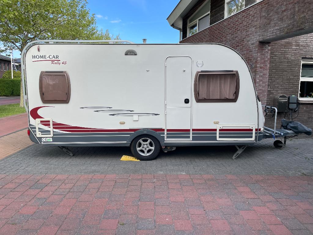 HomeCar Rally Trophy 45 vakantieklaar | mover | voortent, Home-car, Omvormbare zithoek, Rondzit, 750 - 1000 kg