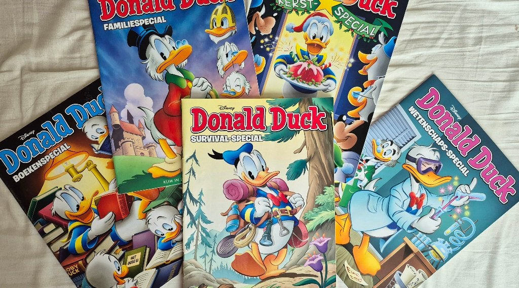Donald Duck Specials 2024, Boeken, Europa, Ophalen of Verzenden, Zo goed als nieuw, Meerdere comics
