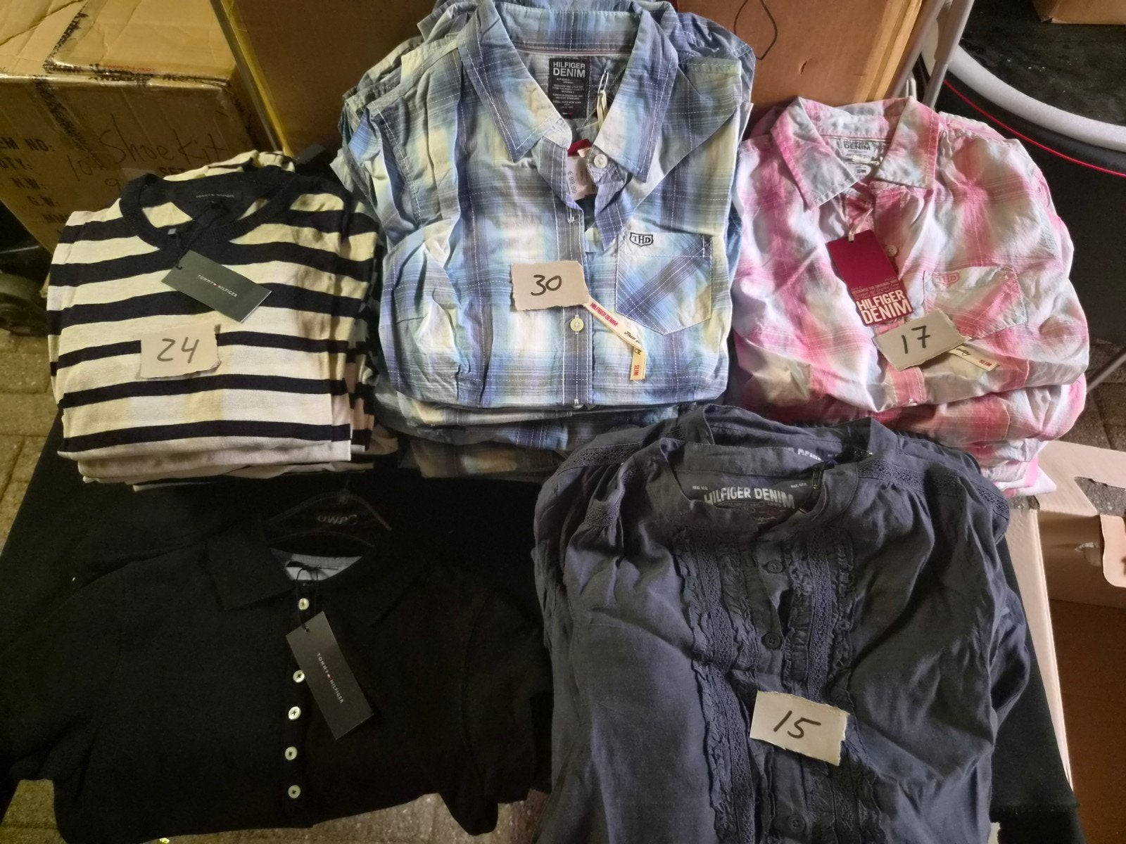 Partij 90 stuks Tommy Hilfiger kleding - Nieuw met kaartjes, Meerkleurig, ., Maat 46/48 (XL) of groter, Nieuw