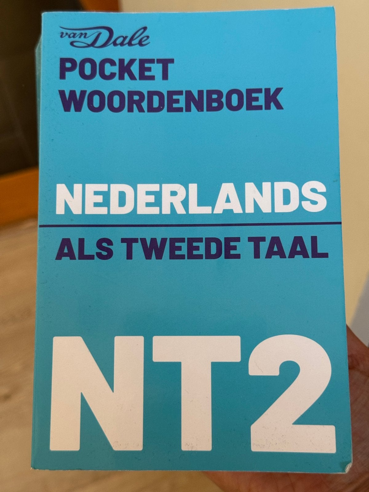 Van Dale Pocketwoordenboek Nederlands als tweede taal (NT2), Nederlands, Ophalen of Verzenden, Zo goed als nieuw, Van Dale